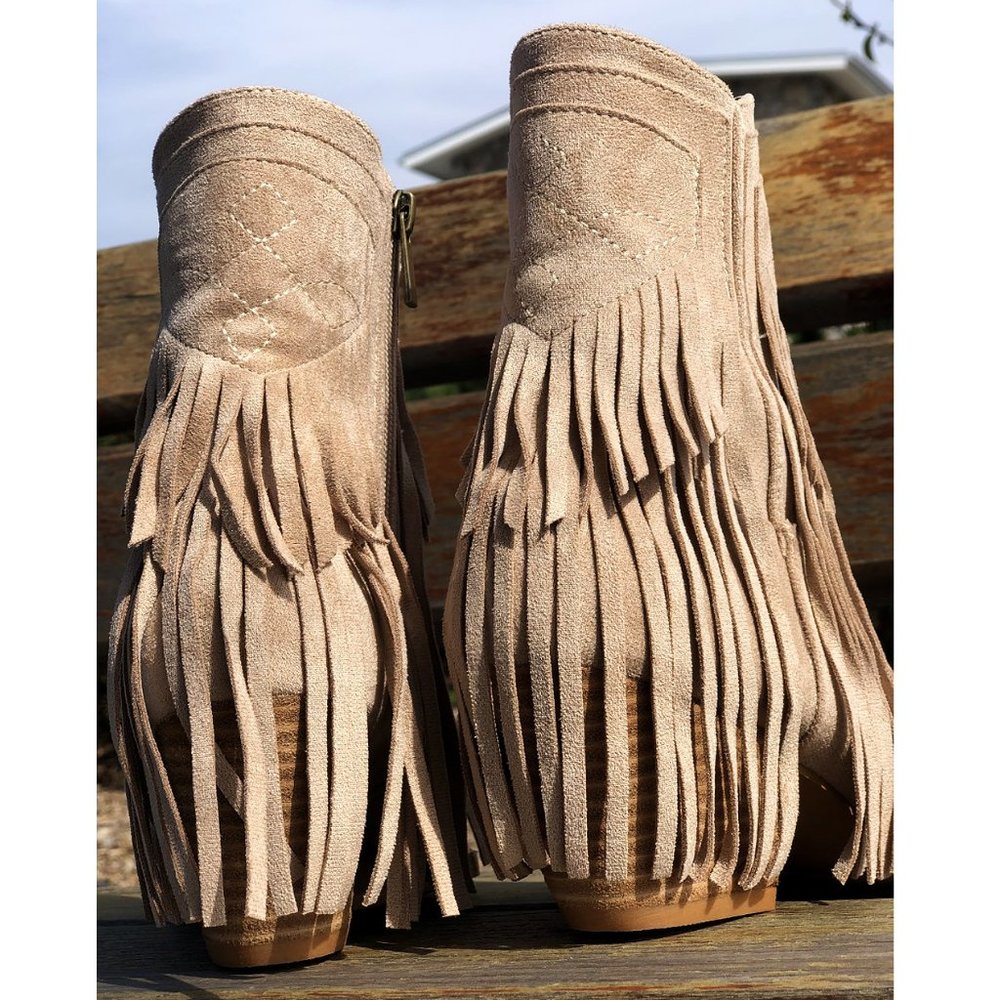 NEW Fringe Tassel Faux Suede Pointy Toe Block Heel Western Booties Boots Taupe - Picture 11 of 14